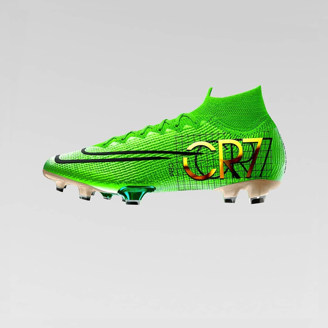 Ronaldo hot sale green boots